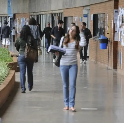 Governo recompõe orçamento para educação e ciência