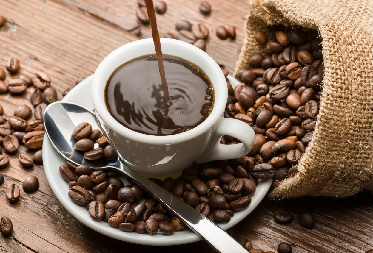 Preços altos derrubam consumo de café no Brasil em 2025