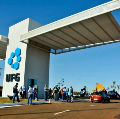 Concurso da UFG abre 26 vagas para professores com salários de até R$ 13.288,85; veja áreas e como se inscrever