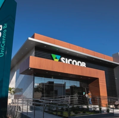 Novo diretor assume negócios do Sicoob UniCentro Br e projeta expansão da base de cooperados em 2026