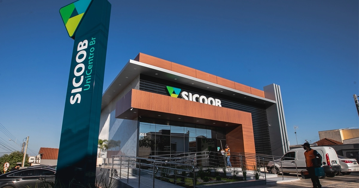 Novo diretor assume negócios do Sicoob UniCentro Br e projeta expansão da base de cooperados em 2026
