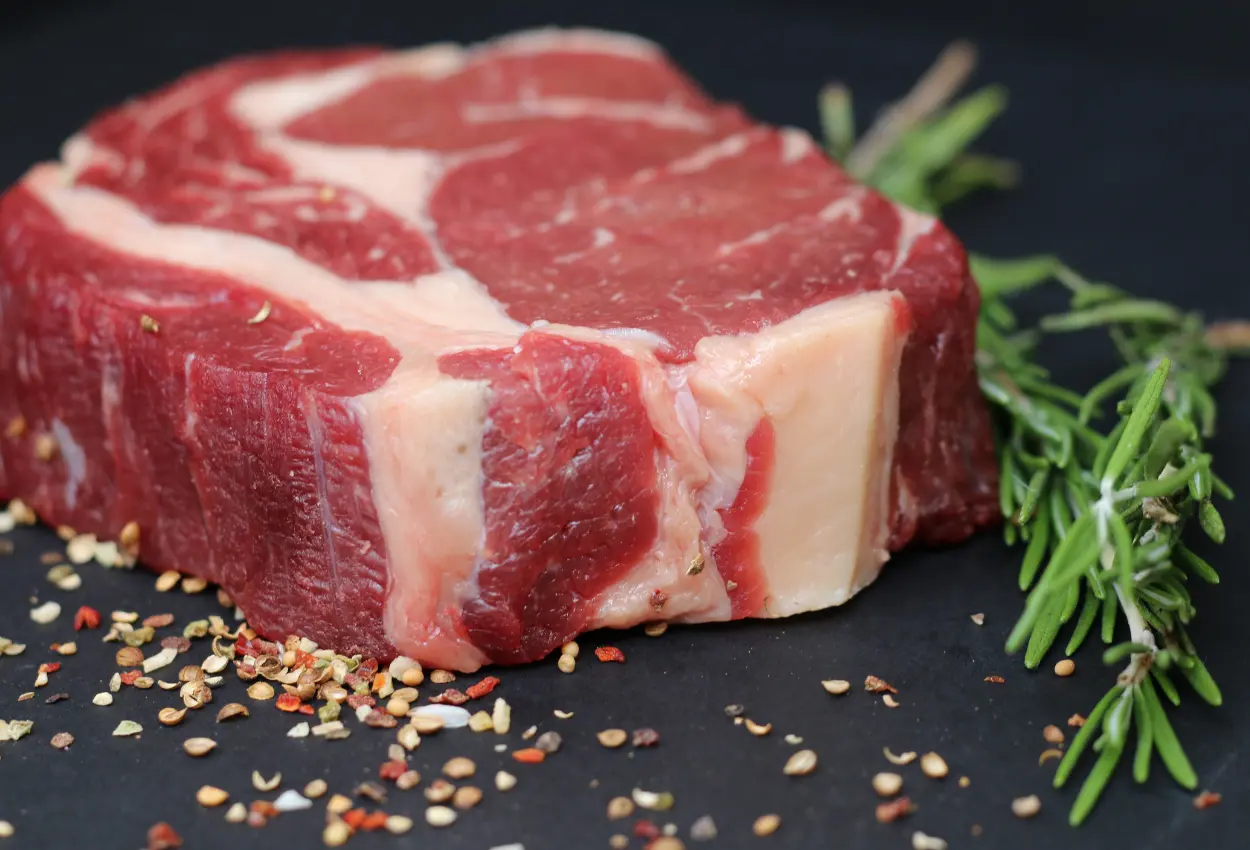 Preço da carne bovina dispara em Goiás e pressiona bolso do consumidor em 2026