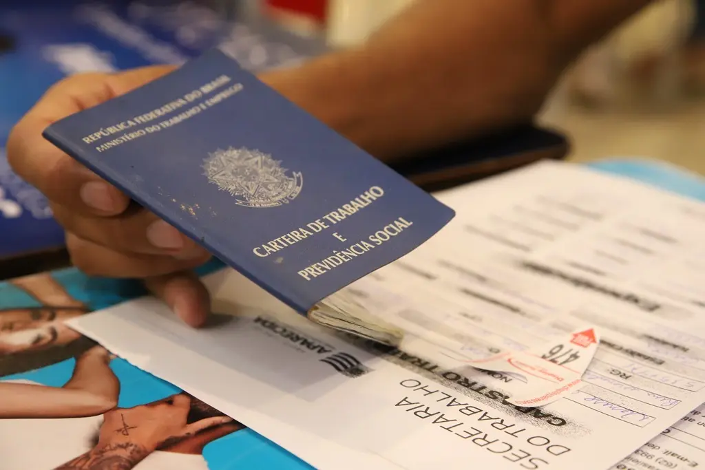 Quase 2 mil vagas abertas em Aparecida de Goiânia impulsionam mercado de trabalho nesta semana