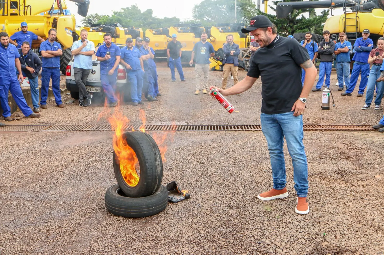 Fogo Zero extintor em spray promete revolucionar combate a incêndios domésticos