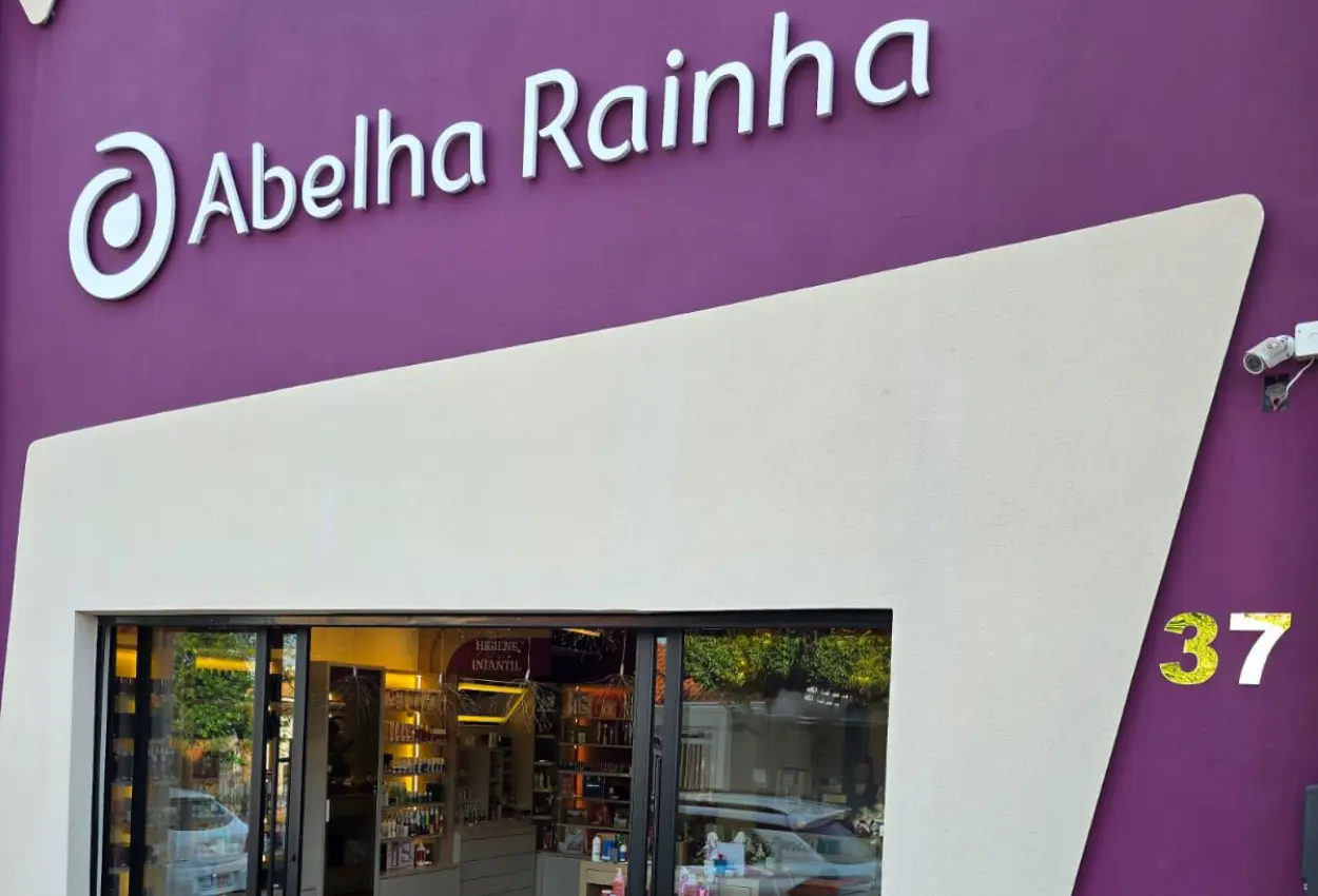 Abelha Rainha muda estratégia e aposta no autocuidado acessível para crescer no Brasil