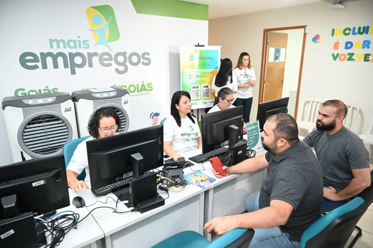 Feirão de Empregos oferece 730 vagas no comércio e eventos em Goiás