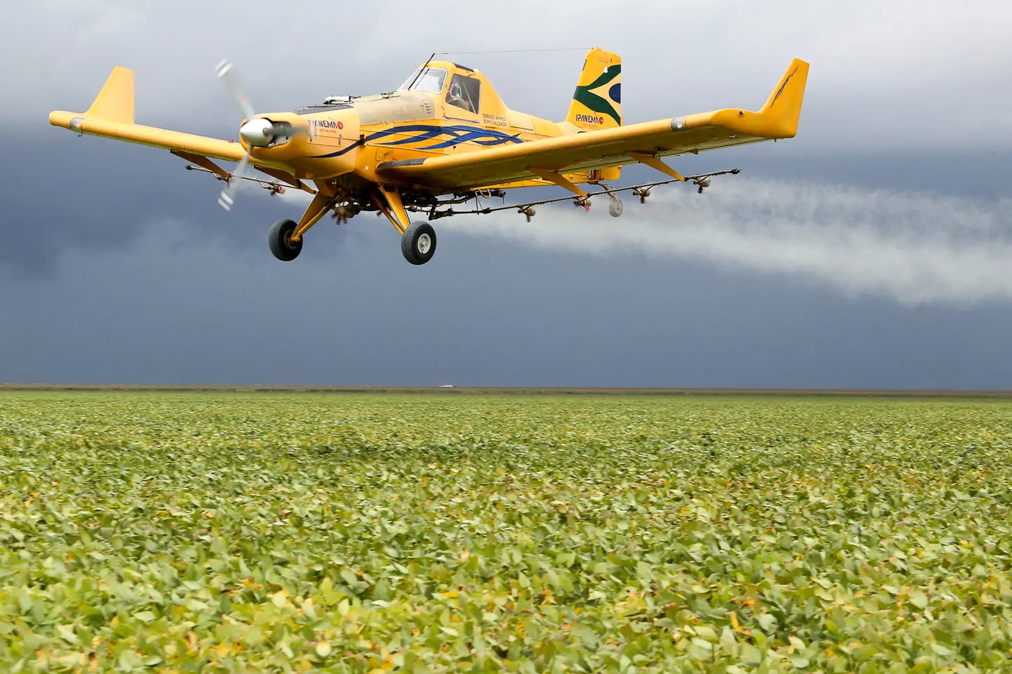 Goiás recebe principal congresso de aviação agrícola do mundo