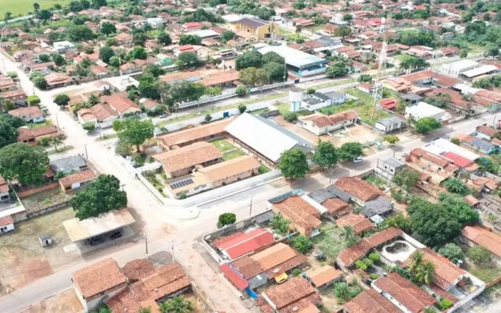 Concurso público em Trombas (GO) oferece salários de até R$ 5,1 mil