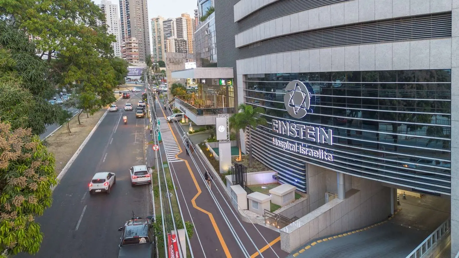 Einstein em Goiânia abre vagas de emprego com salários de até R$ 2,8 mil