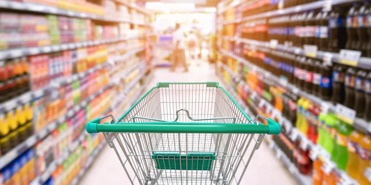IPCA-15 desacelera para 0,06% em julho com queda dos alimentos e alta da energia elétrica