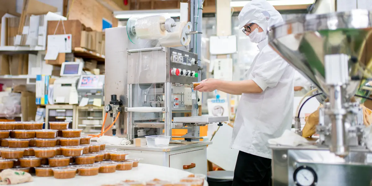 Produção industrial em Goiás cresce pelo terceiro mês seguido e supera média nacional em maio