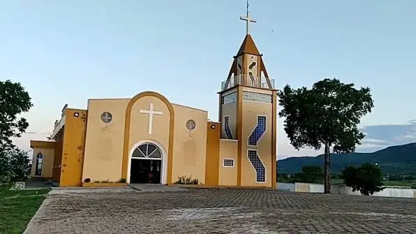 Concurso de Hidrolina abre 79 vagas com salários de até R$ 3,8 mil