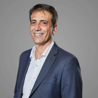 O herdeiro e o profissional a falsa rivalidade que destrói o valor das empresas familiares