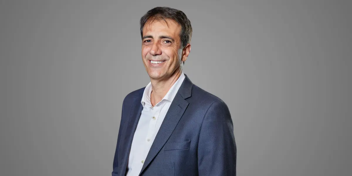 O herdeiro e o profissional a falsa rivalidade que destrói o valor das empresas familiares