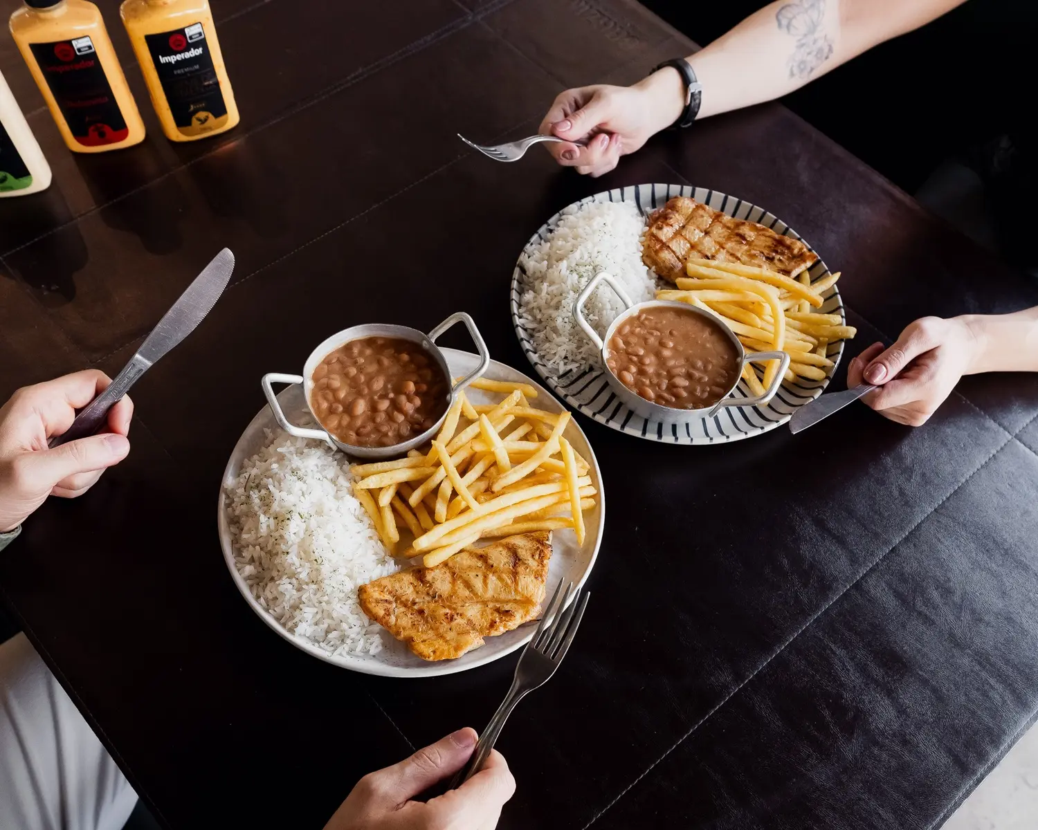 Prato em Dobro reúne 30 restaurantes e mais de 40 ofertas em Goiânia